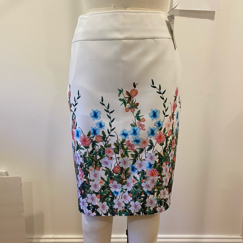 Knee Length Pencil Skirt Floral Print